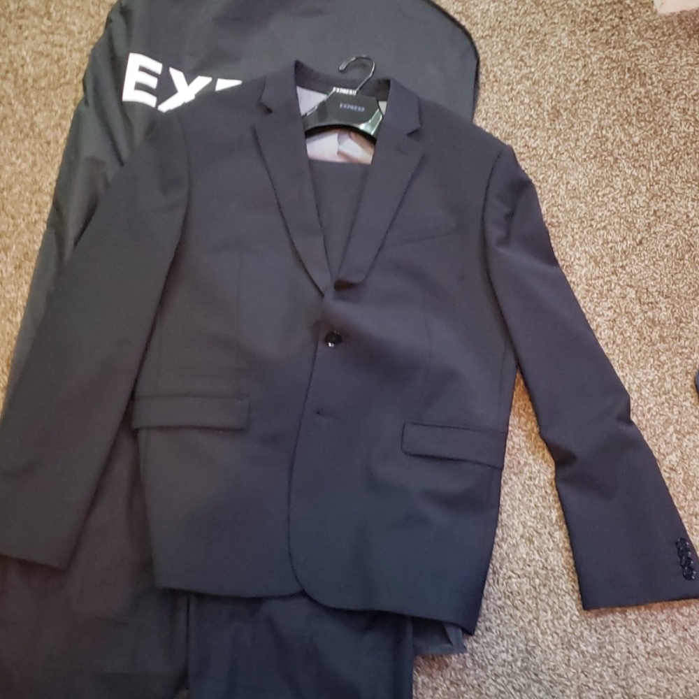 Express Suit worn once.
